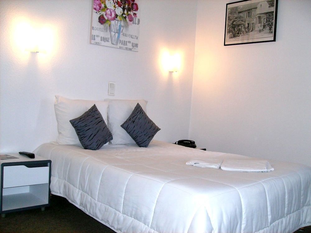 Pedussaut Hotel 2*